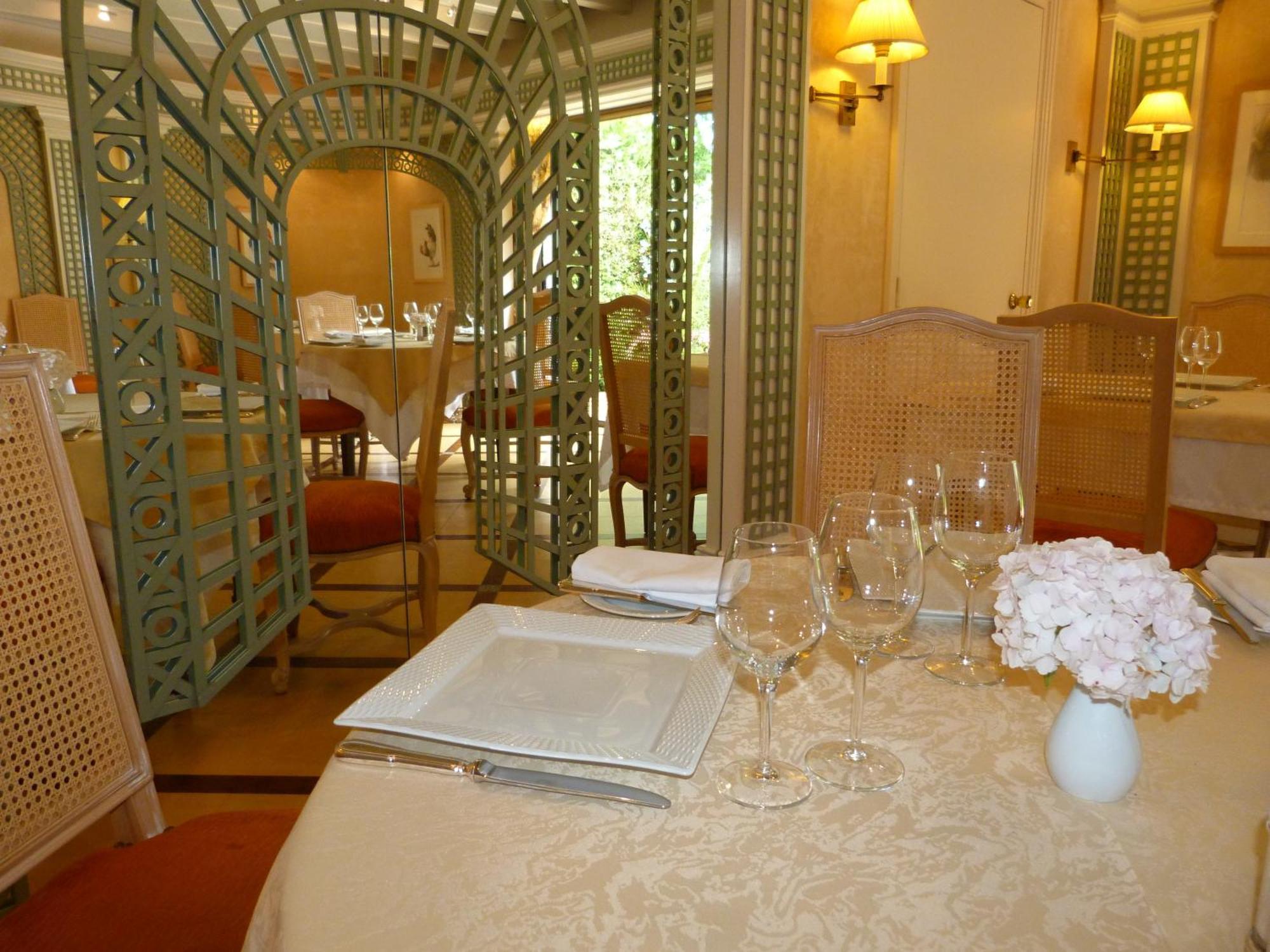 Hotel Le Gue Du Holme Saint-Quentin-sur-le-Homme Eksteriør bilde