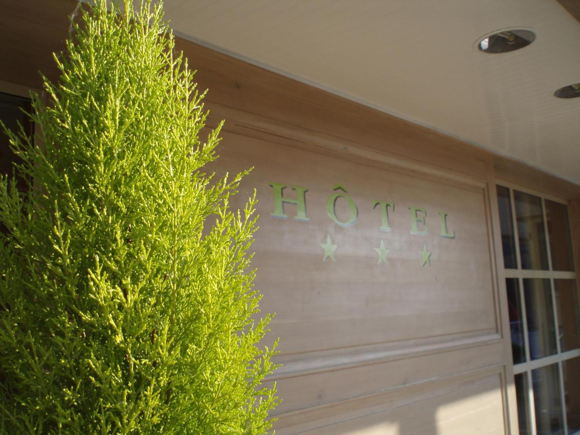 Hotel Le Gue Du Holme Saint-Quentin-sur-le-Homme Eksteriør bilde